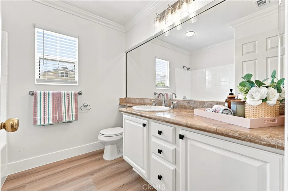 2052 Hessen Fullerton, CA 92833