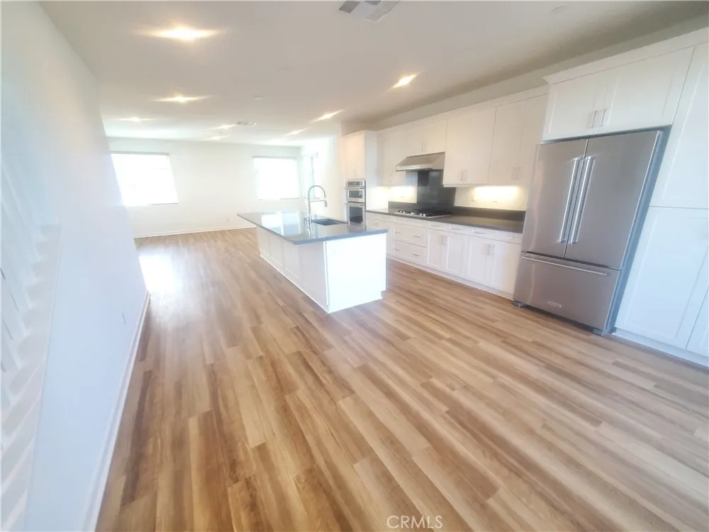617 Cardiff Reef Costa Mesa, CA 92627