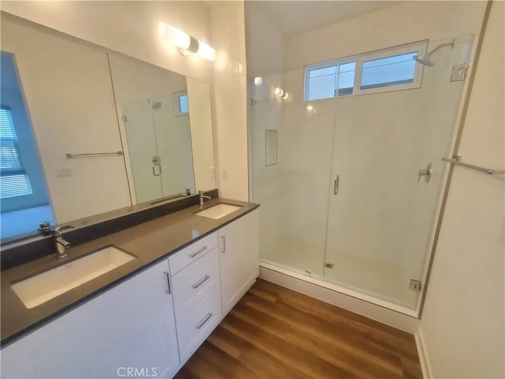 617 Cardiff Reef Costa Mesa, CA 92627