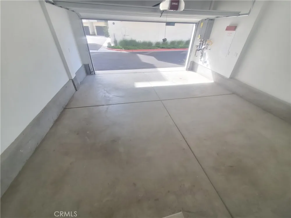 617 Cardiff Reef Costa Mesa, CA 92627