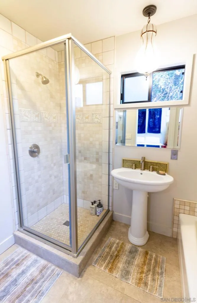 3838 Kendall #Casita San Diego, CA 92109
