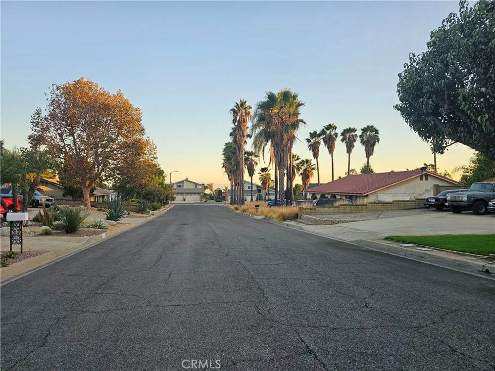 5846 Hillside Rancho Cucamonga, CA 91737