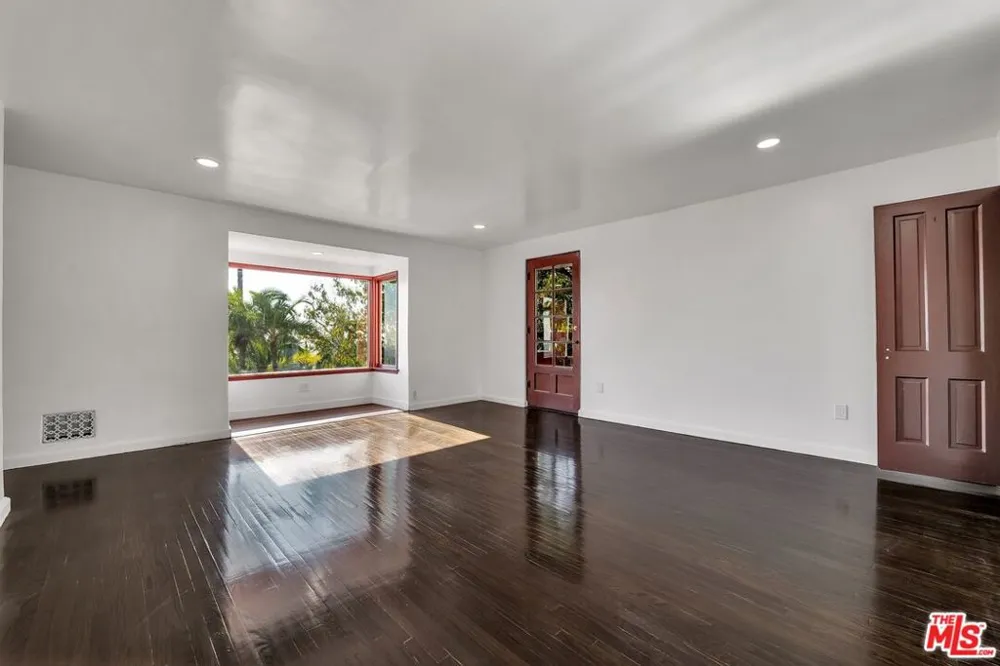8334 Marmont Lane Los Angeles, CA 90069