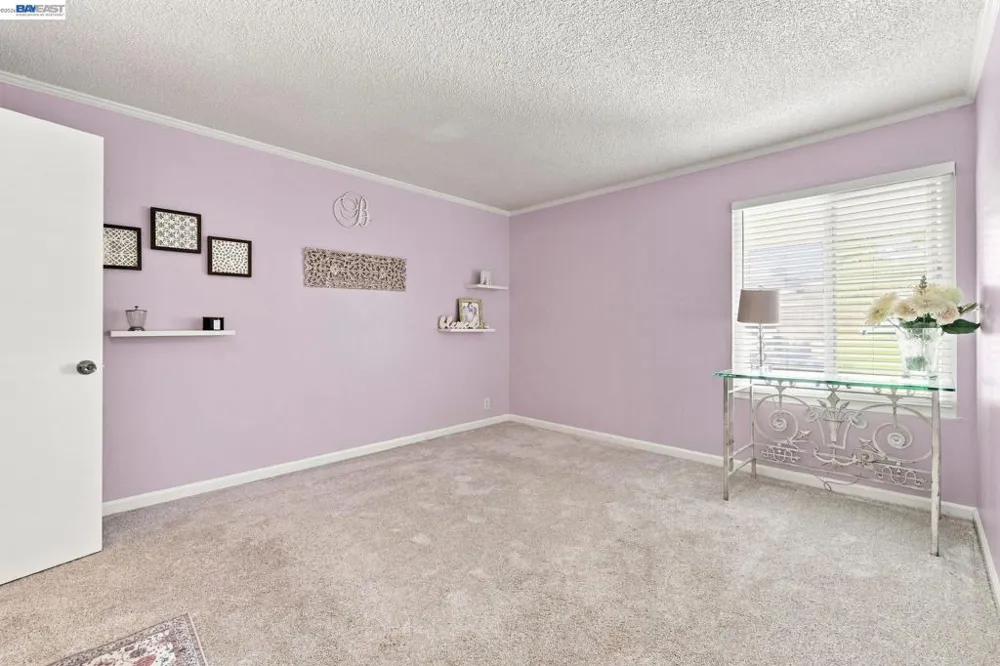 2716 Oak Rd #111 Walnut Creek, CA 94597
