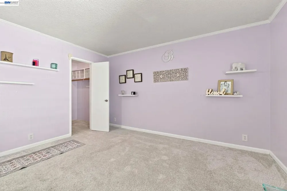 2716 Oak Rd #111 Walnut Creek, CA 94597