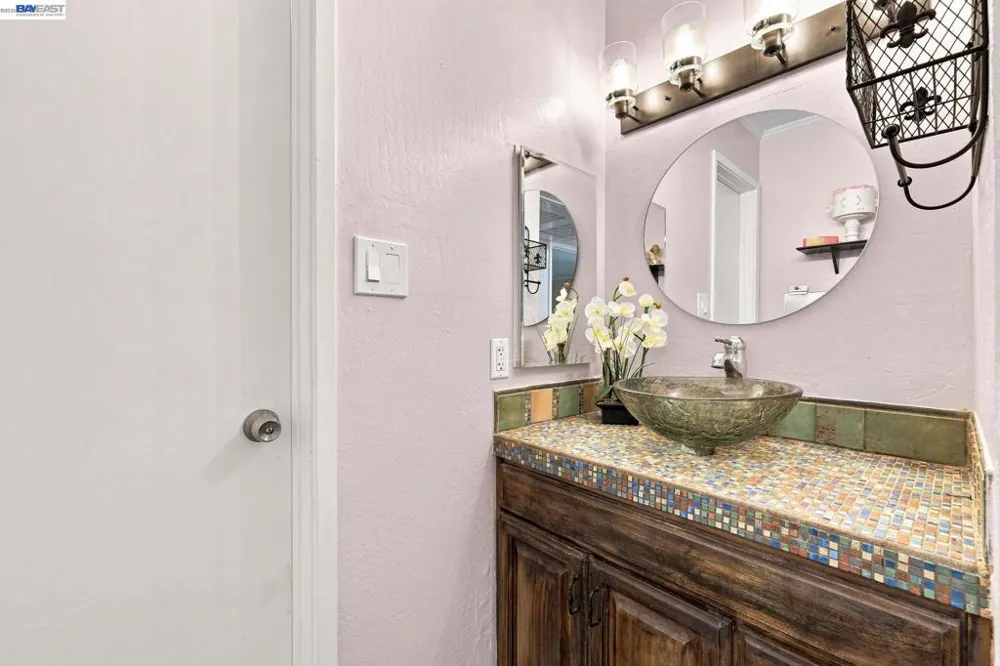 2716 Oak Rd #111 Walnut Creek, CA 94597