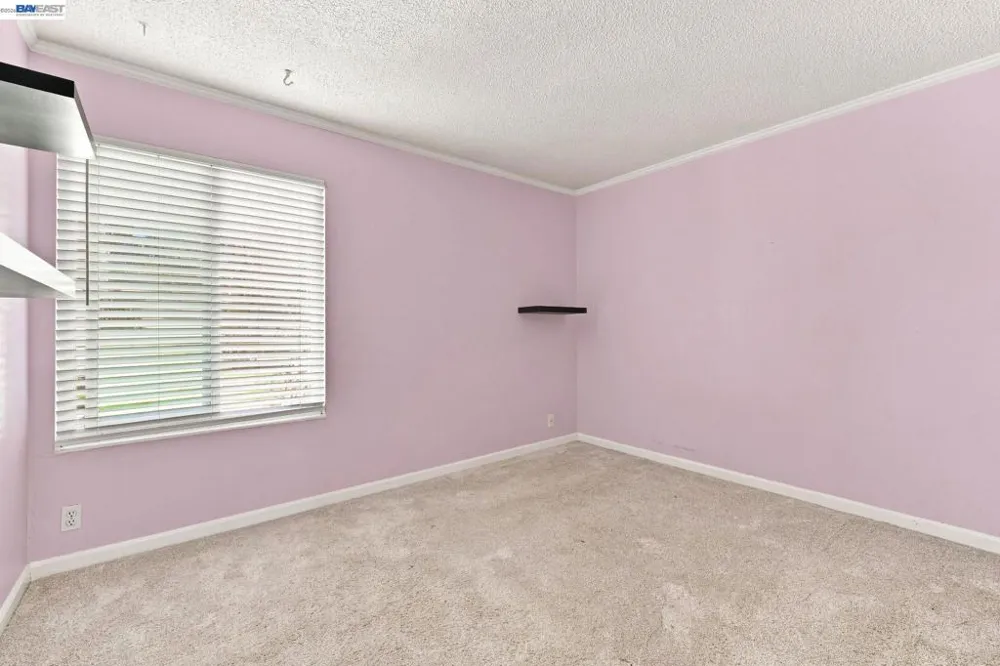 2716 Oak Rd #111 Walnut Creek, CA 94597