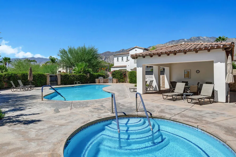 1402 Guzman Lane Palm Springs, CA 92262