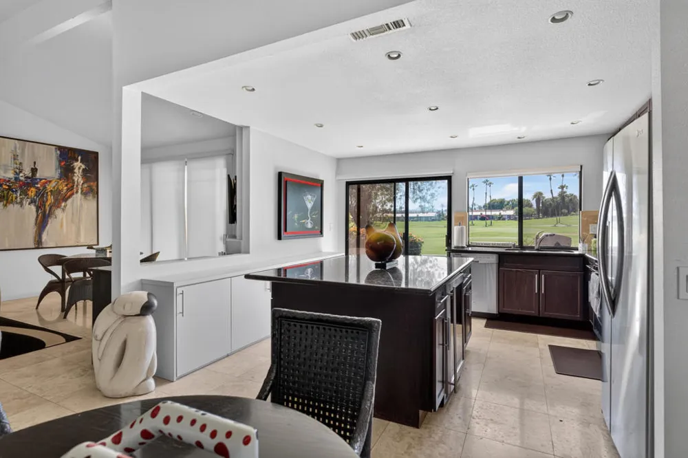 76683 Chrysanthemum Way Palm Desert, CA 92211