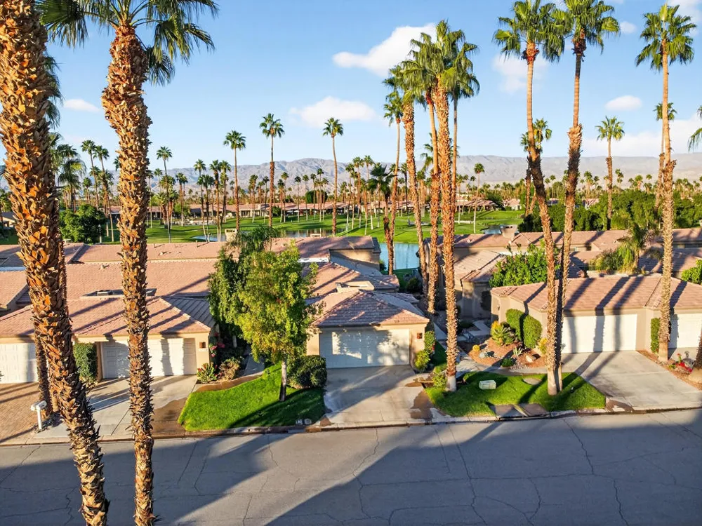 76683 Chrysanthemum Way Palm Desert, CA 92211