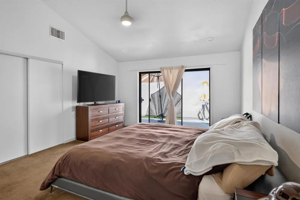 76683 Chrysanthemum Way Palm Desert, CA 92211