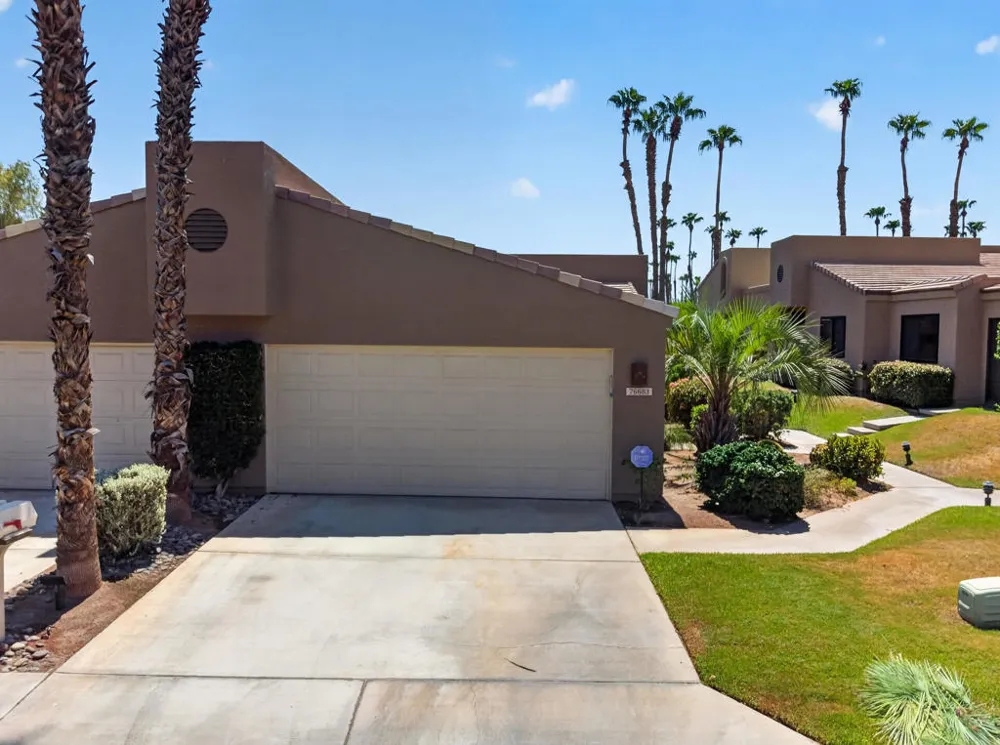 76683 Chrysanthemum Way Palm Desert, CA 92211