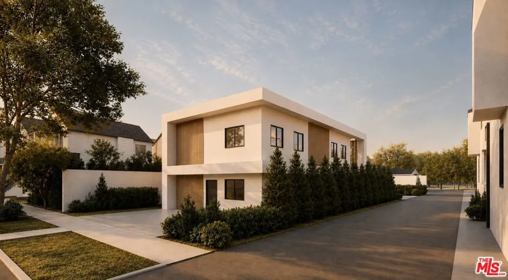 645 Gardner Street Los Angeles, CA 90036