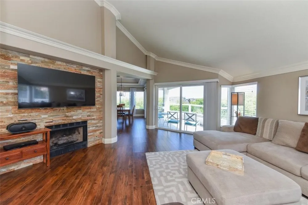 38 Toulon Laguna Niguel, CA 92677