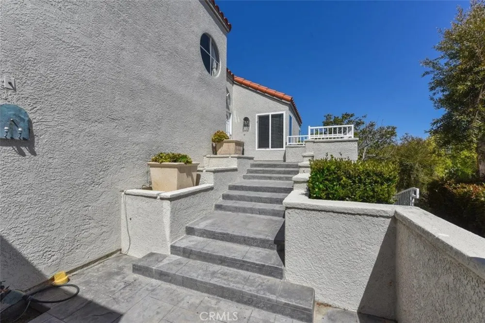 38 Toulon Laguna Niguel, CA 92677