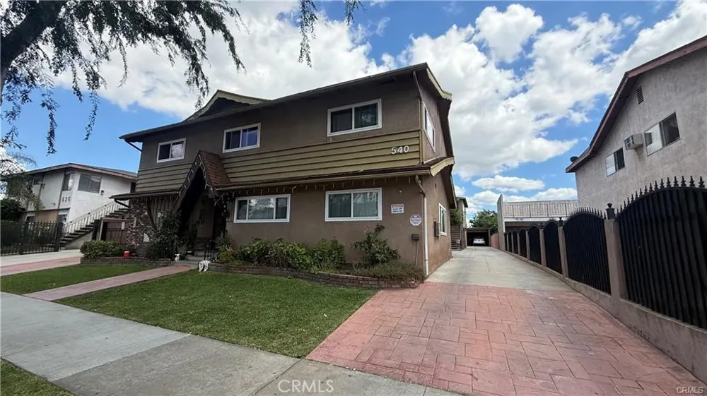 540 S 6th #E Montebello, CA 90640