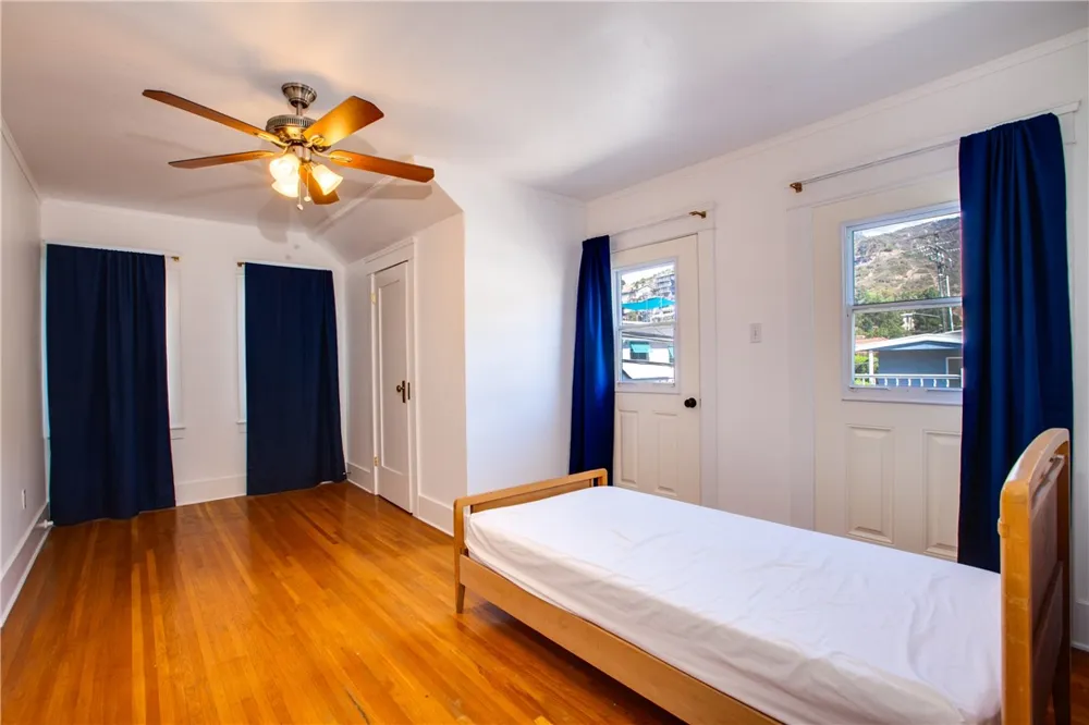 301 Catalina Avalon, CA 90704
