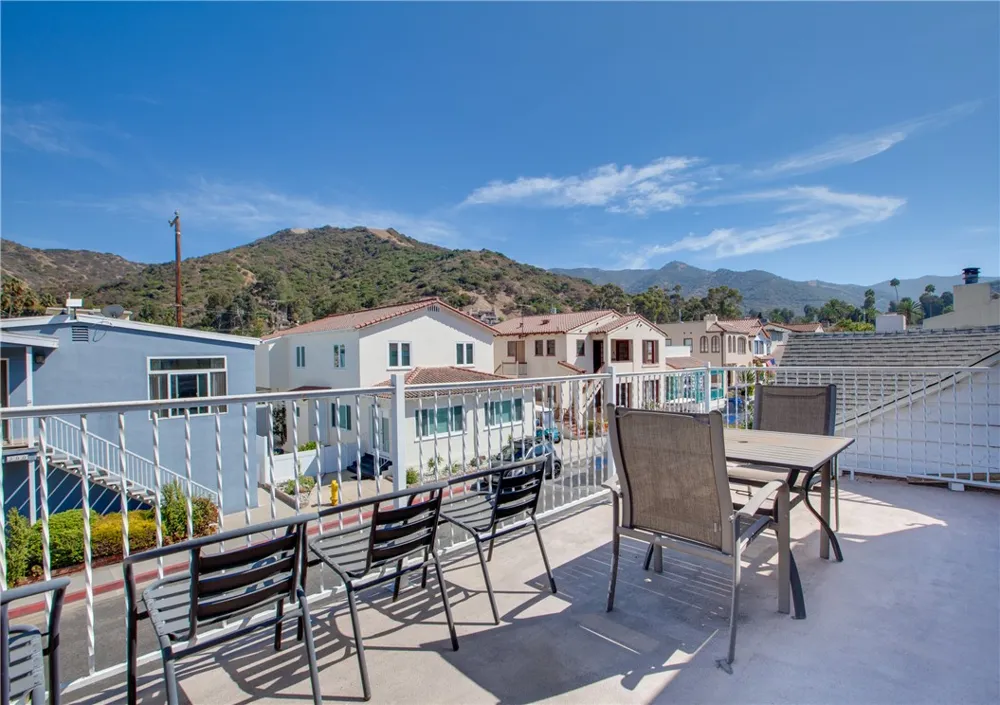 301 Catalina Avalon, CA 90704