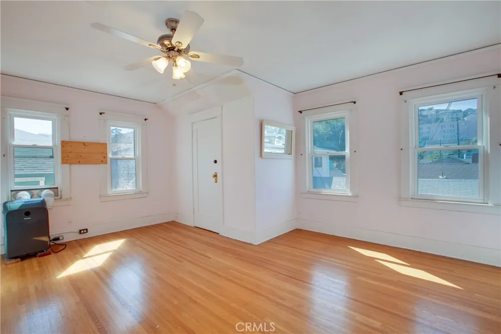 301 Catalina Avalon, CA 90704
