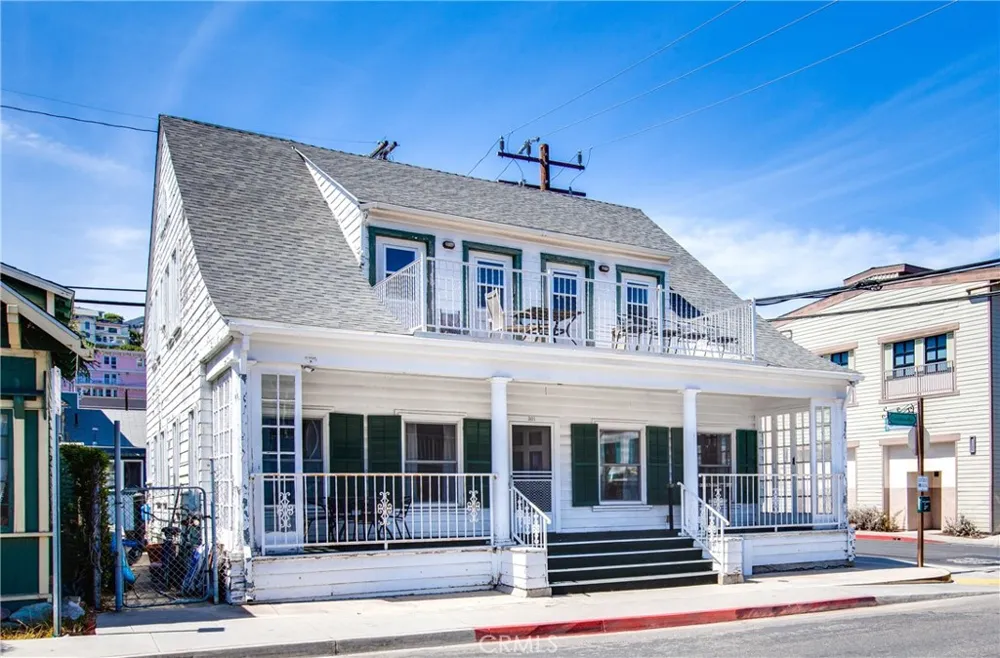 301 Catalina Avalon, CA 90704