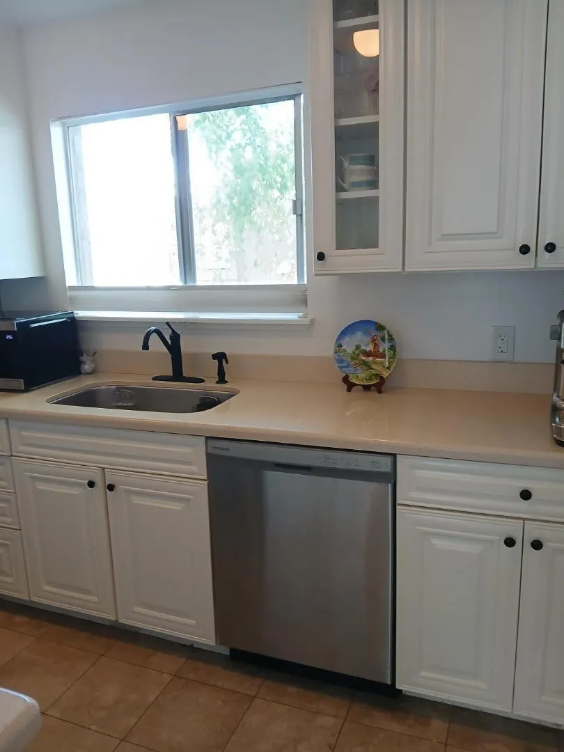 675 Sharon Park Drive #322 Menlo Park, CA 94025