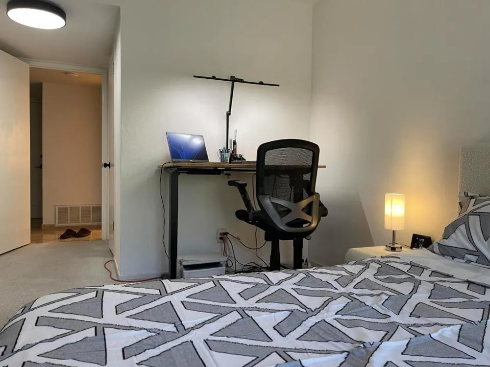 675 Sharon Park Drive #322 Menlo Park, CA 94025