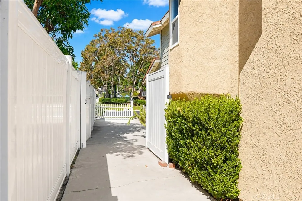 13437 Gold Dust Chino Hills, CA 91709