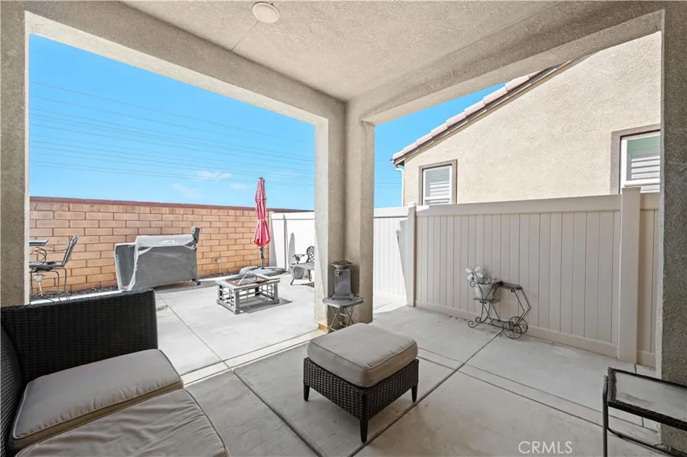 1519 Village Green Beaumont, CA 92223