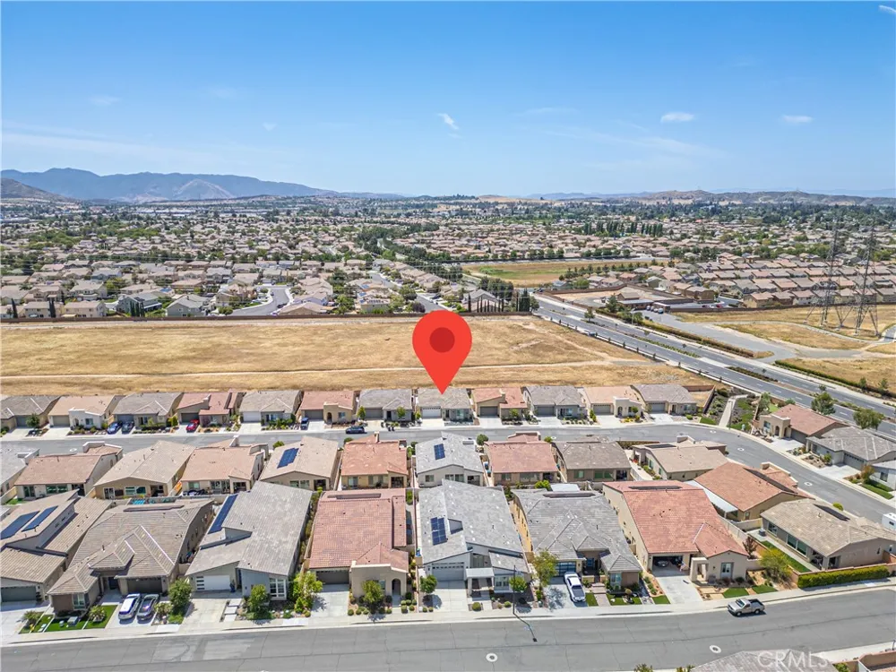 1519 Village Green Beaumont, CA 92223