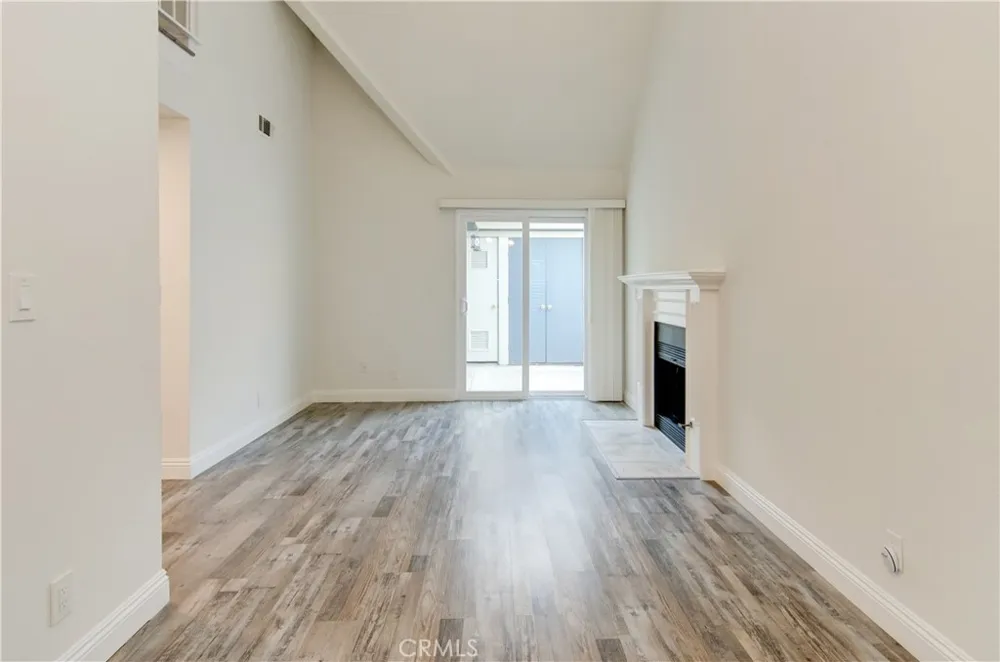 810 Baker #106 Costa Mesa, CA 92626