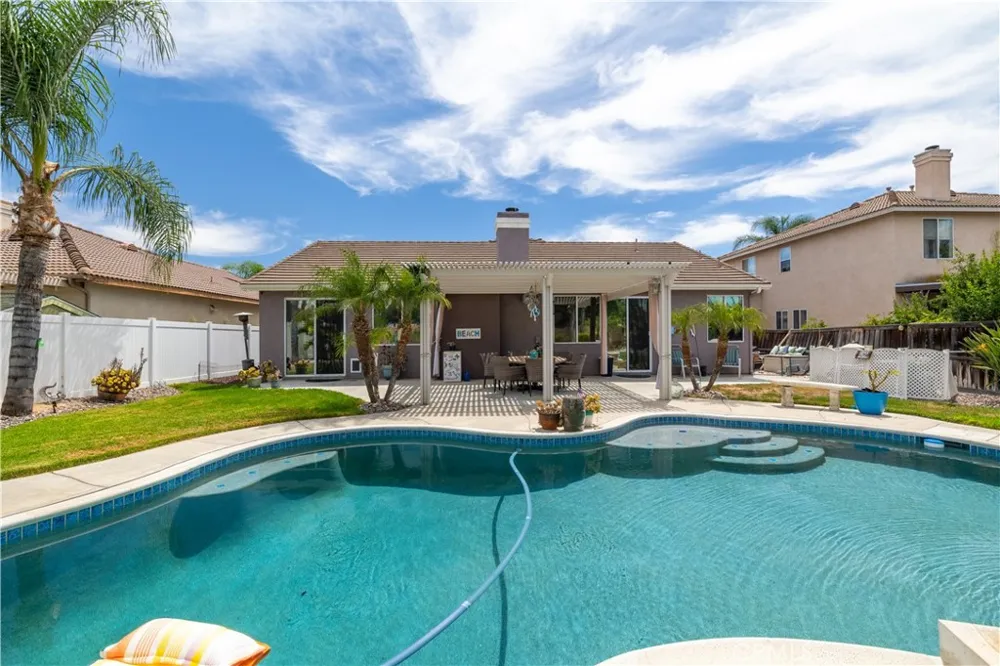 32128 Chagall Ct Winchester, CA 92596