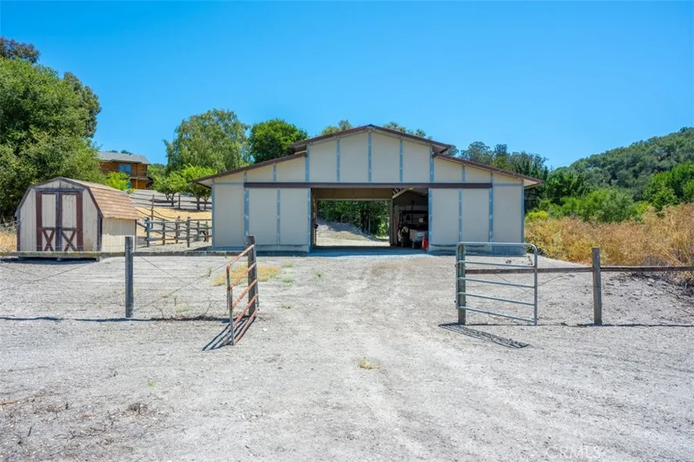 1665 Corbett Highlands Place Arroyo Grande, CA 93420