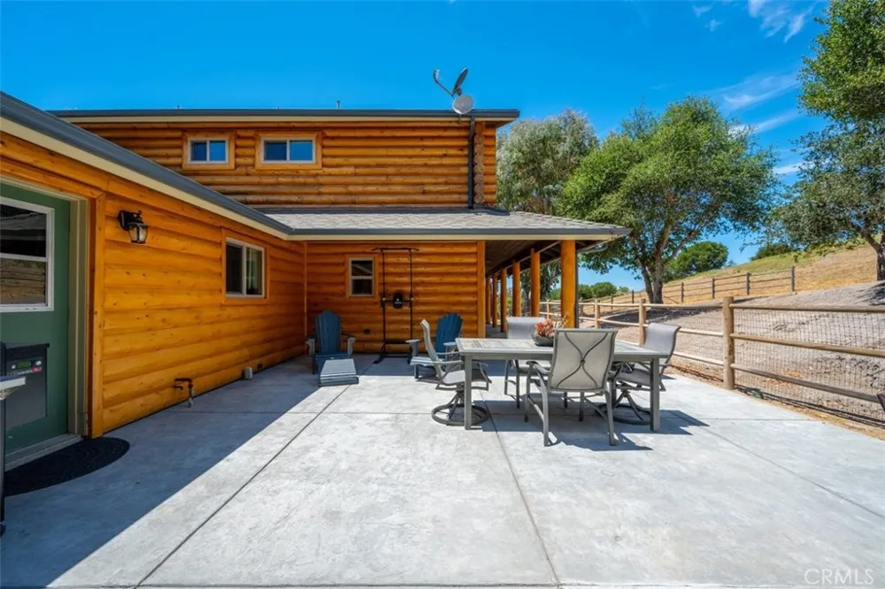 1665 Corbett Highlands Place Arroyo Grande, CA 93420