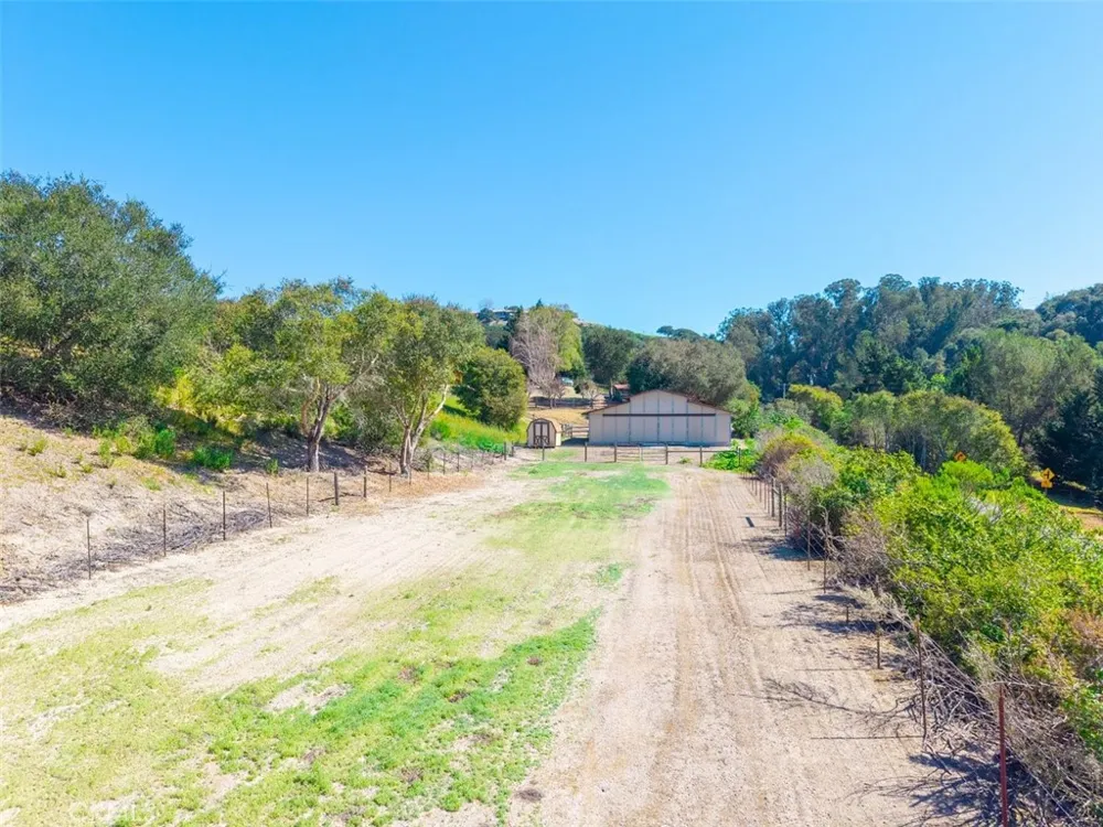 1665 Corbett Highlands Place Arroyo Grande, CA 93420