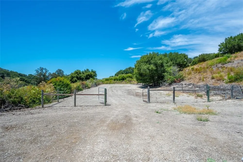1665 Corbett Highlands Place Arroyo Grande, CA 93420