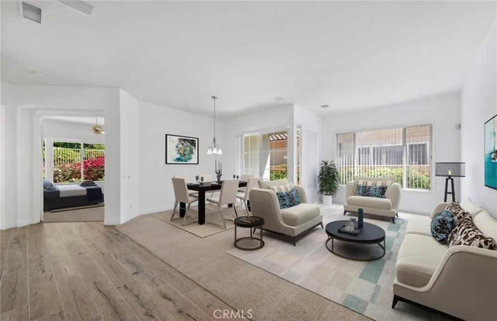 21406 Carabela Mission Viejo, CA 92692