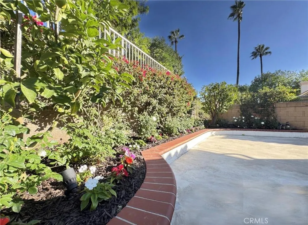 21406 Carabela Mission Viejo, CA 92692