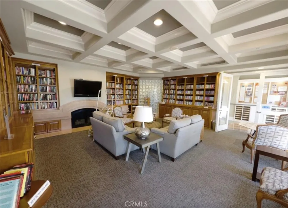 21406 Carabela Mission Viejo, CA 92692