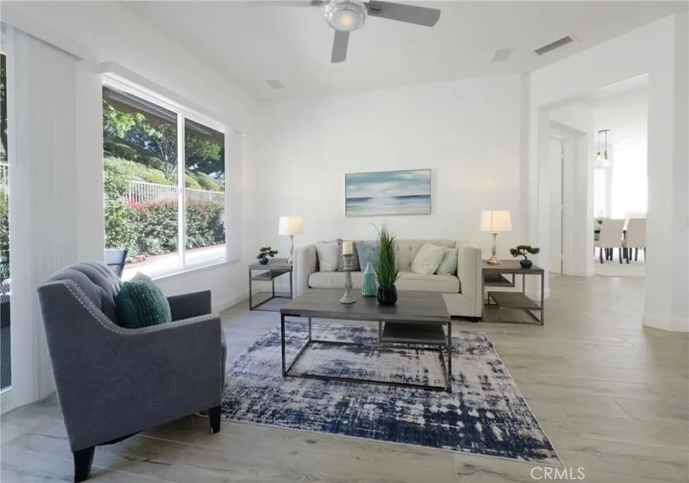 21406 Carabela Mission Viejo, CA 92692