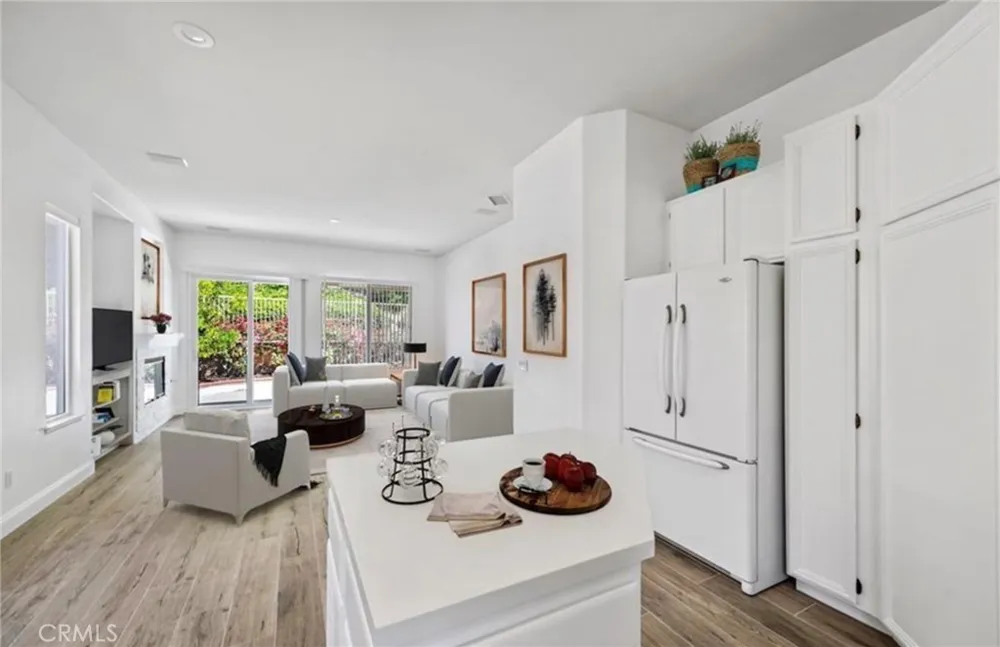 21406 Carabela Mission Viejo, CA 92692