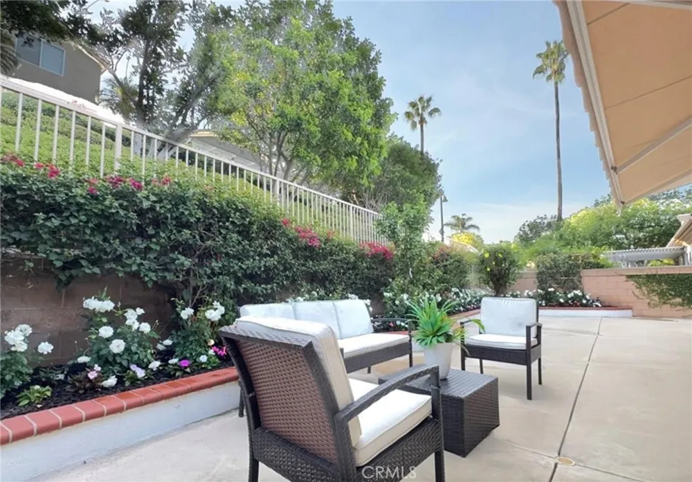 21406 Carabela Mission Viejo, CA 92692