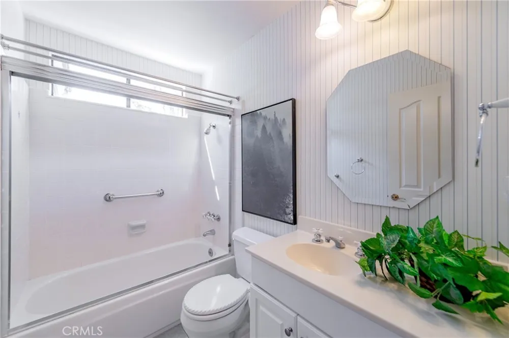 9 Teakwood Irvine, CA 92612