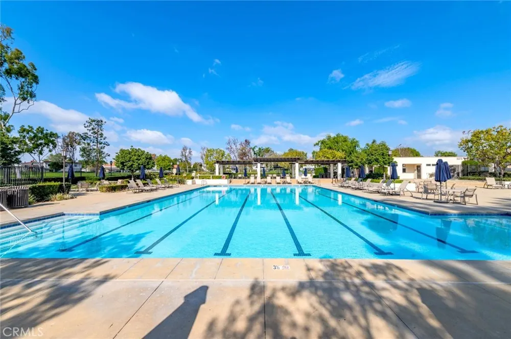 9 Teakwood Irvine, CA 92612