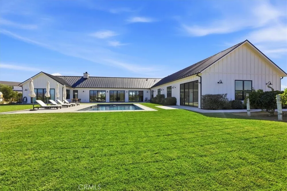 41838 Altanos Temecula, CA 92592
