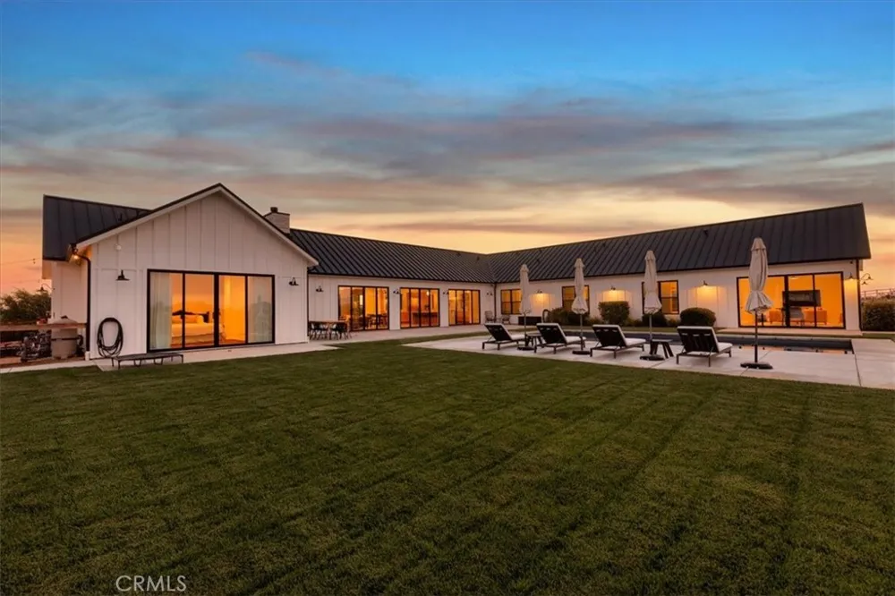 41838 Altanos Temecula, CA 92592