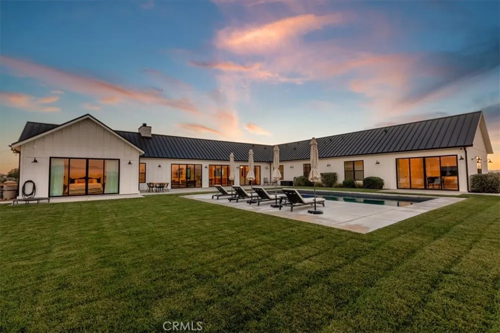 41838 Altanos Temecula, CA 92592