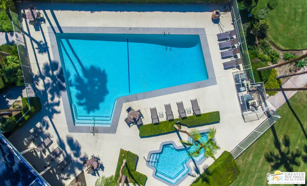 1660 S La Reina Way #1A Palm Springs, CA 92264