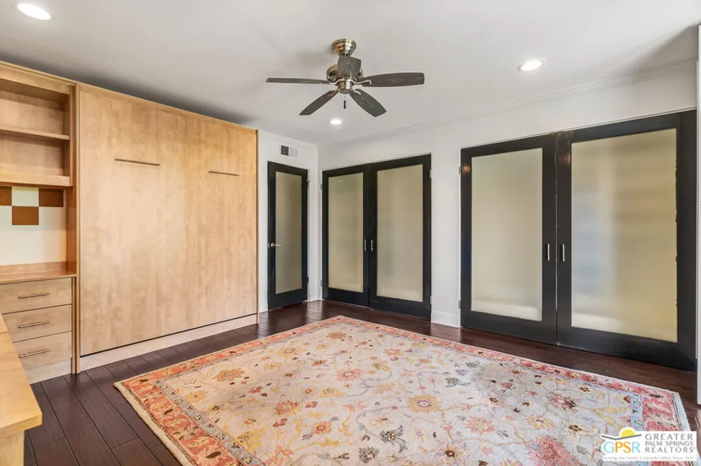 1660 S La Reina Way #1A Palm Springs, CA 92264