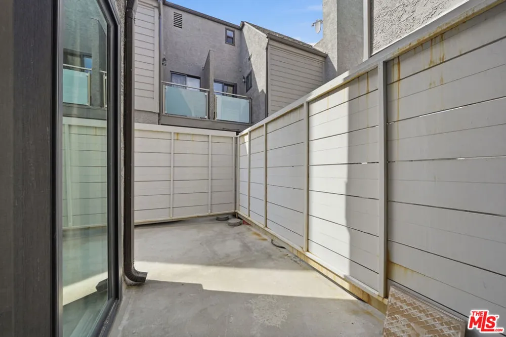 1342 Stanford Street #7 Santa Monica, CA 90404