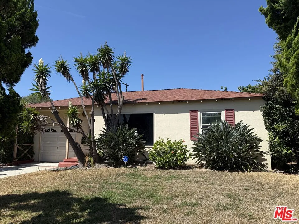 2811 Martha Avenue Torrance, CA 90501